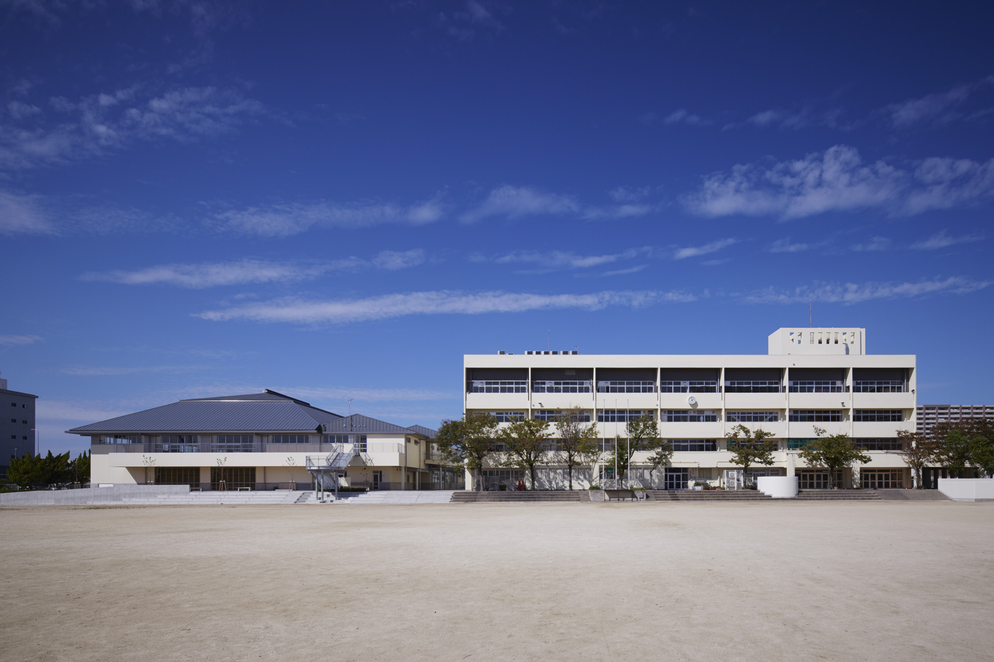 四條畷西中学校（増築・改修） | プロジェクト | 株式会社浦辺設計